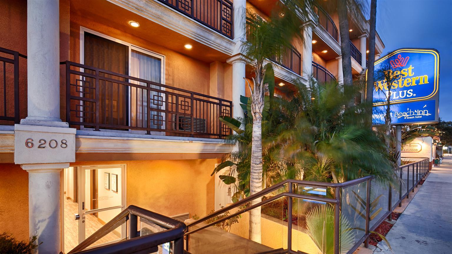 Solarena, Bw Premier Collection, Newport